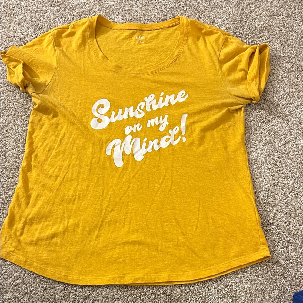 a.n.a Yellow Graphic Tee